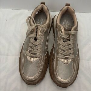 Blowfish Women's Sneakers in Metallic and Brown